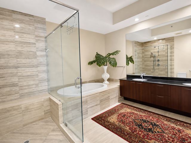 Residence 4007 property photo 25