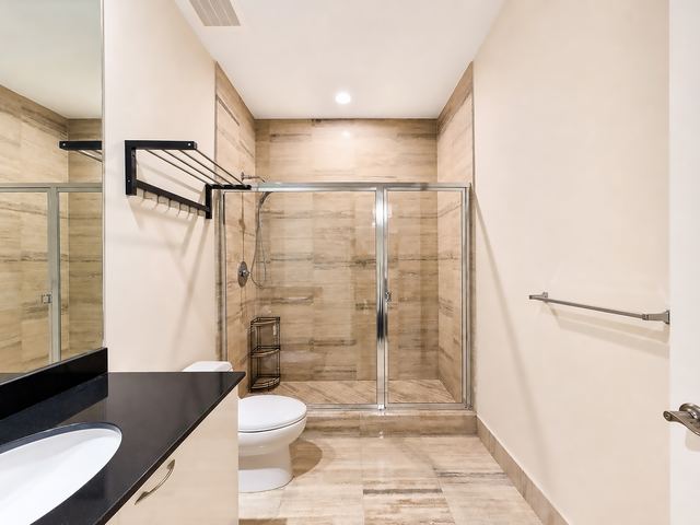 Residence 4007 property photo 38