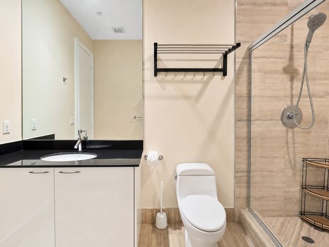 Residence 4007 property photo 39