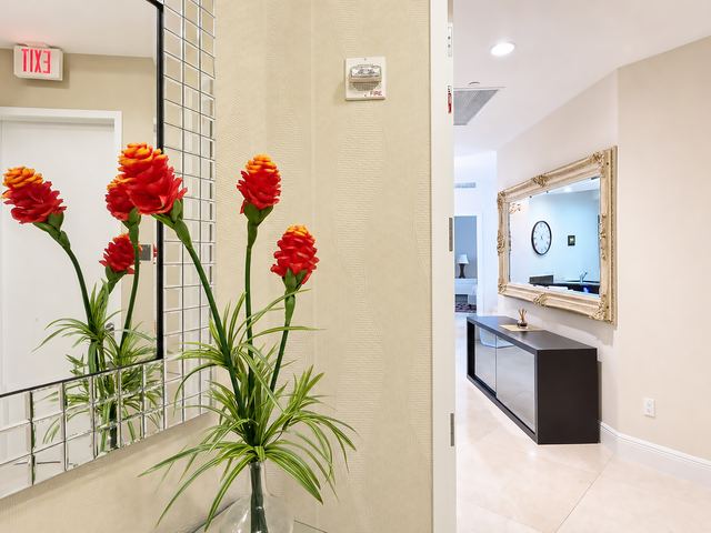 Residence 4007 property photo 40